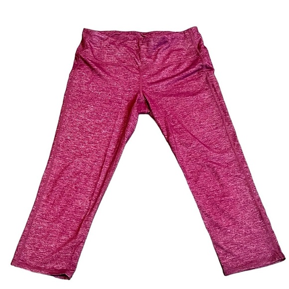 Women’s Athleta Leggings Bundle Size Medium Capri Yoga Pants - Picture 7 of 8